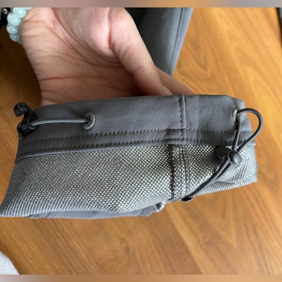 Columbia grey insulated weather resistant pants with adjustable ankle. Size 4. - Picture 5 of 7